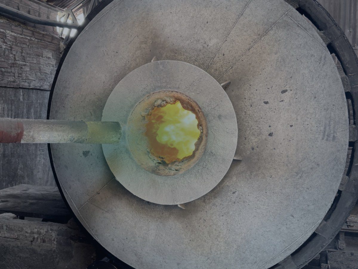Antimony trioxide production furnace